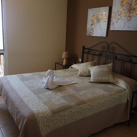 Residencial Cary II - Apartamento Familiar โปริส เด อโบนา ภายนอก รูปภาพ